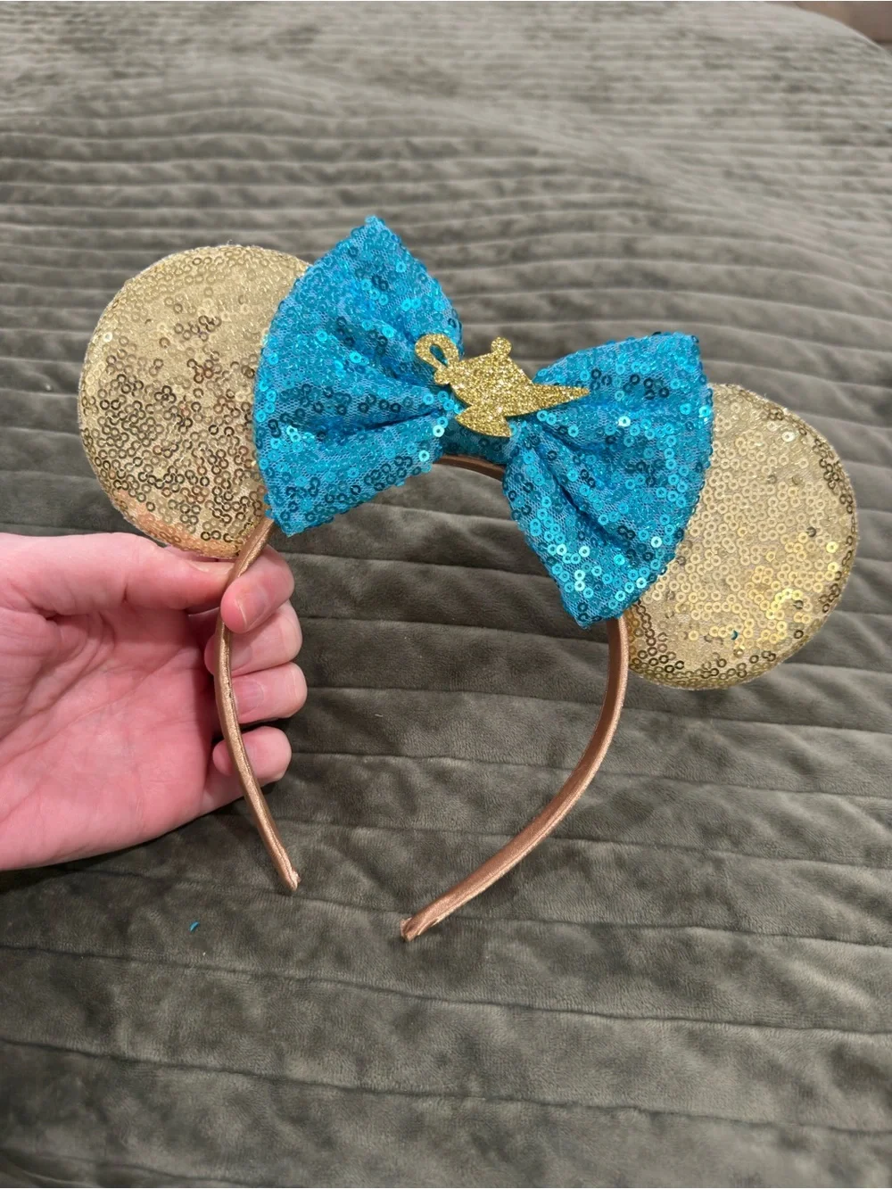 Aladdin Genie Lamp Minnie Mouse Sequined Ears headband inspired by Disney